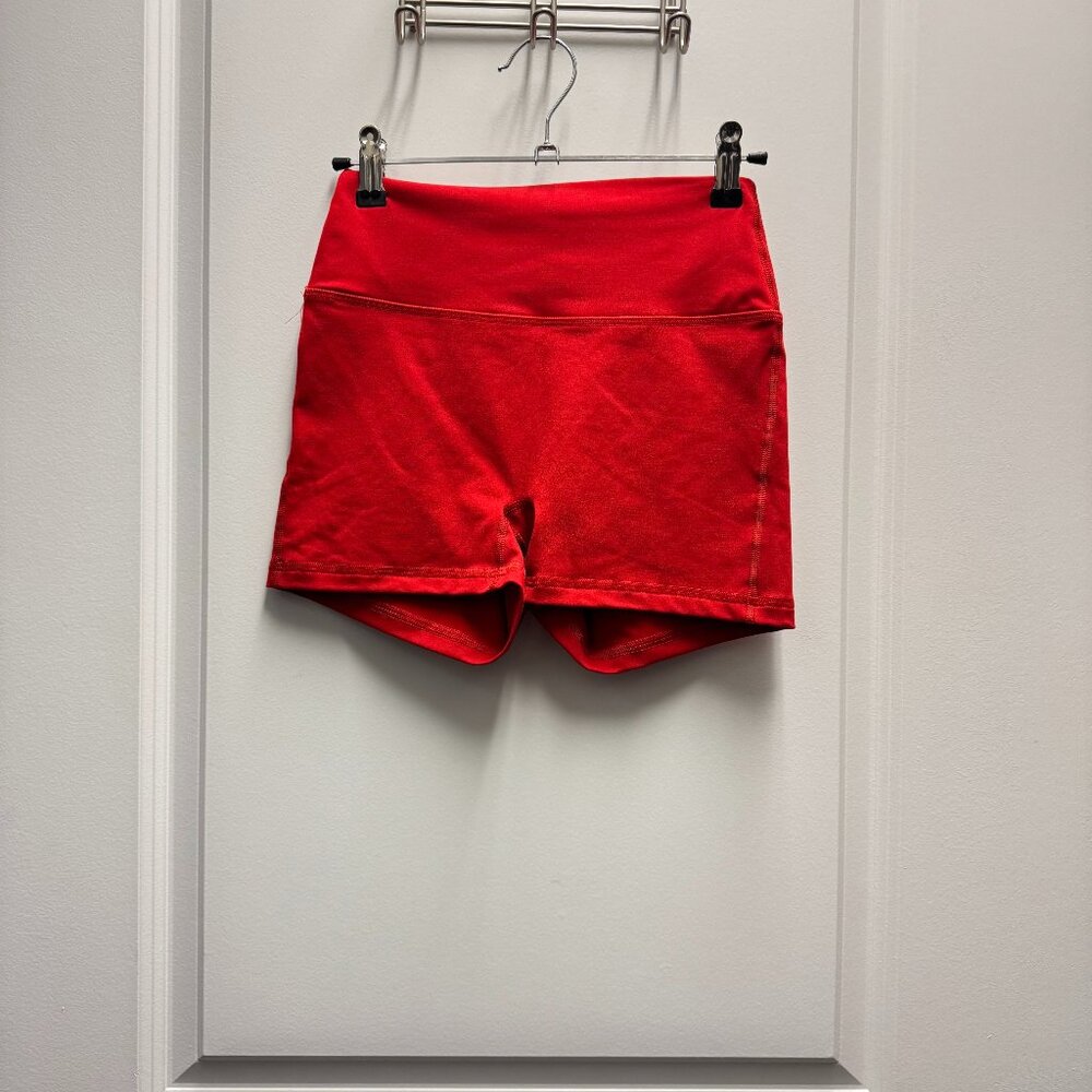 FLEO Ascend Short